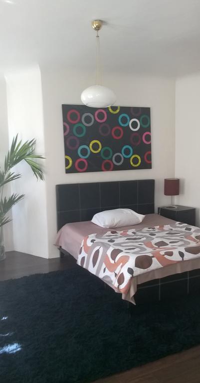 Apartamento Cheap And Chic Riga Exterior foto